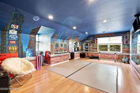 11 Sir Paul Court Middletown NJ 07748