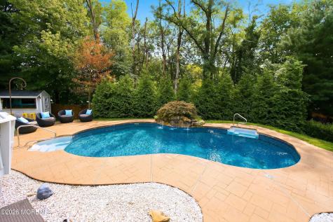 11 Sir Paul Court Middletown NJ 07748