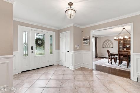 11 Sir Paul Court Middletown NJ 07748