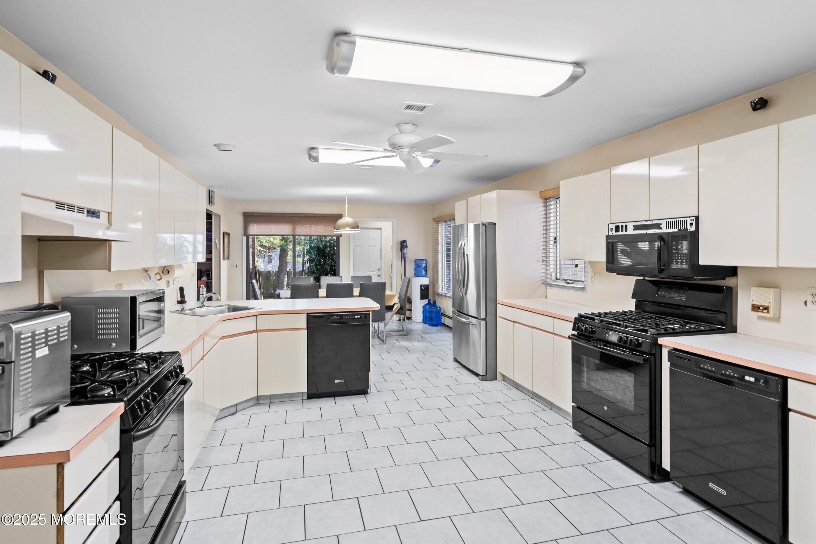 114 Carey Street Lakewood NJ 08701