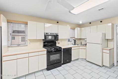 114 Carey Street Lakewood NJ 08701