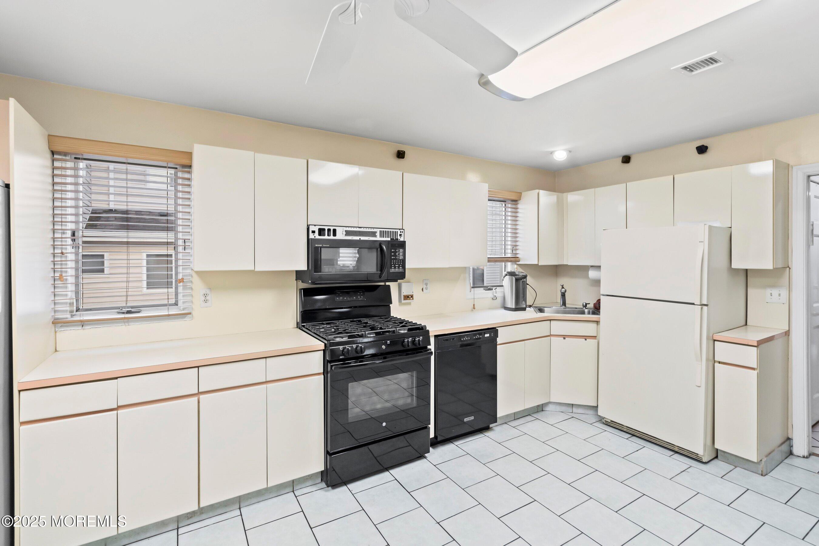 114 Carey Street Lakewood NJ 08701