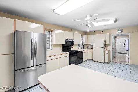 114 Carey Street Lakewood NJ 08701