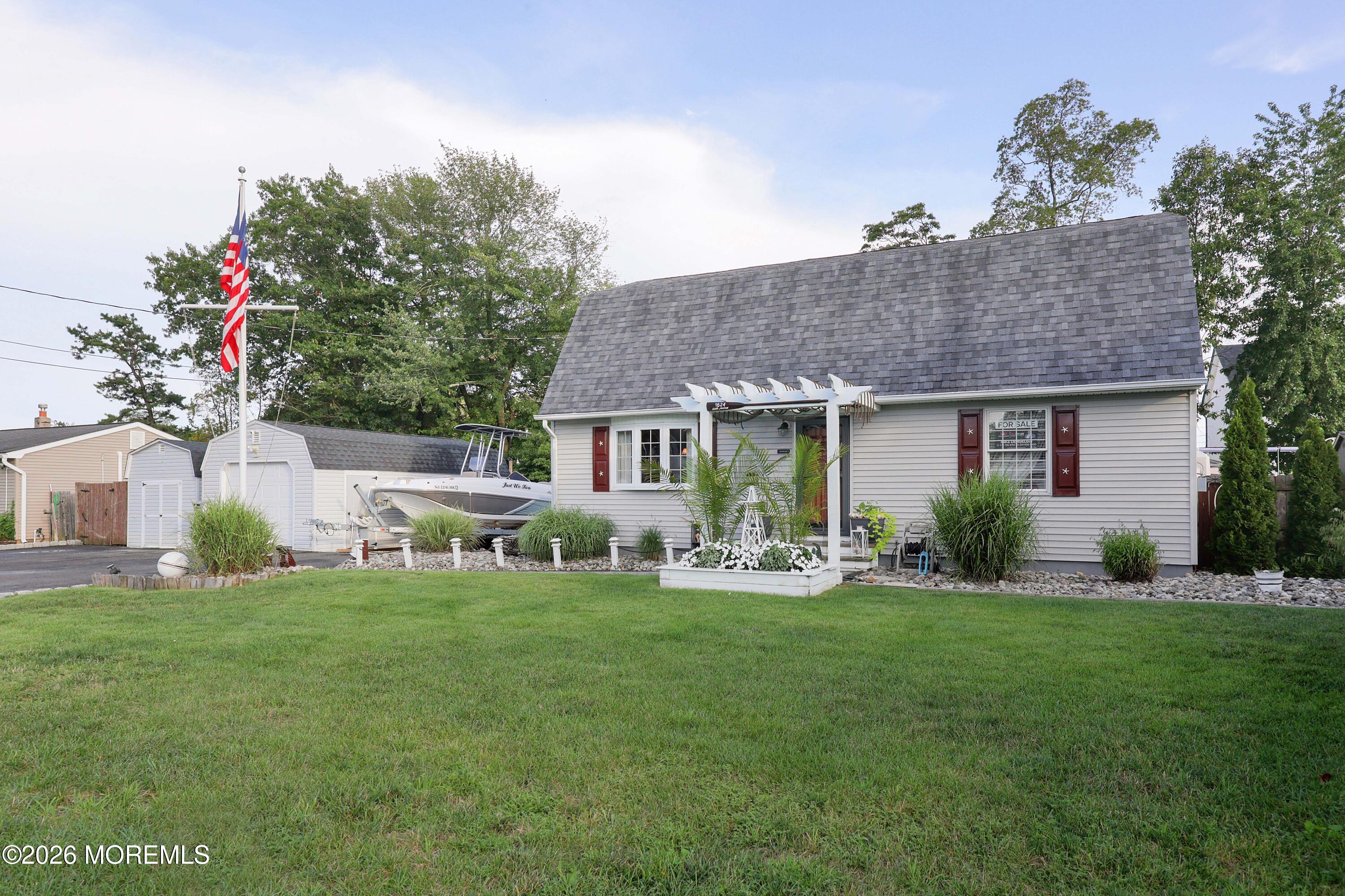 1624 6th Avenue Toms River NJ 08757