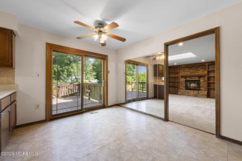 31 Vaughn Drive Middletown NJ 07748