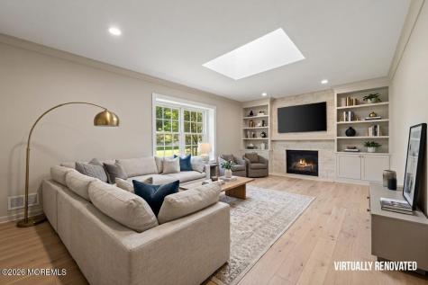 31 Vaughn Drive Middletown NJ 07748