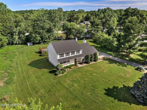 31 Vaughn Drive Middletown NJ 07748