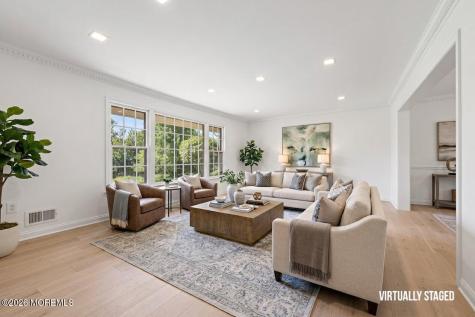 31 Vaughn Drive Middletown NJ 07748