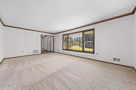 31 Vaughn Drive Middletown NJ 07748