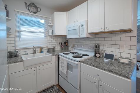 15 A Potomac Lane Manchester NJ 08759