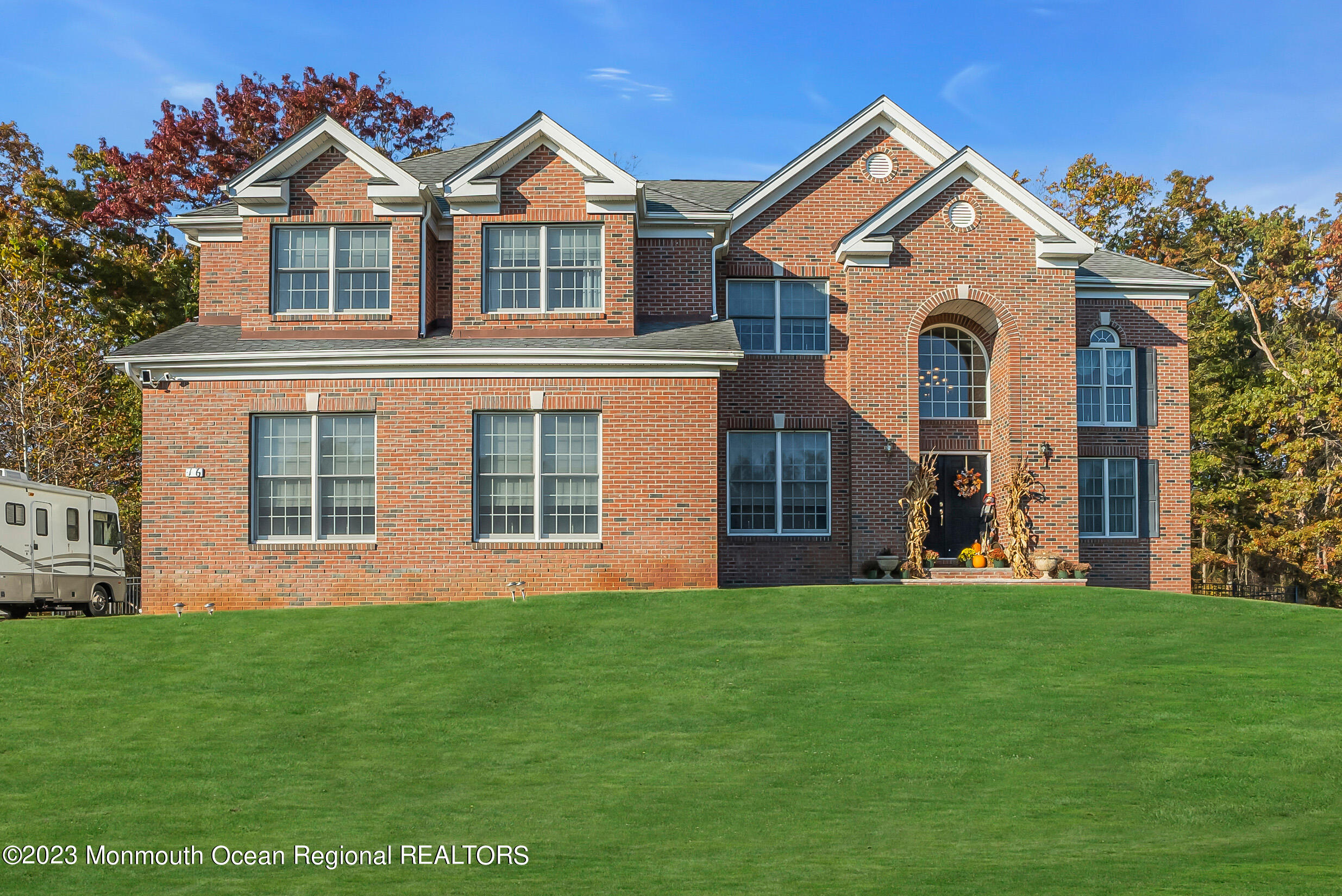 16 Lakeside Drive Jackson NJ 08527