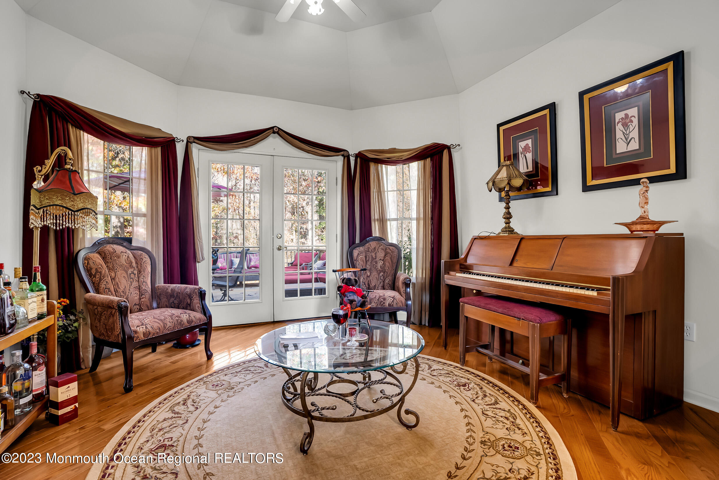 16 Lakeside Drive Jackson NJ 08527