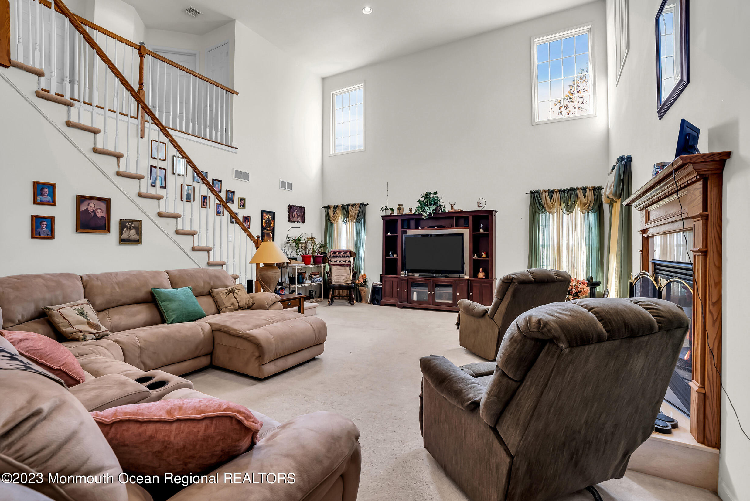 16 Lakeside Drive Jackson NJ 08527
