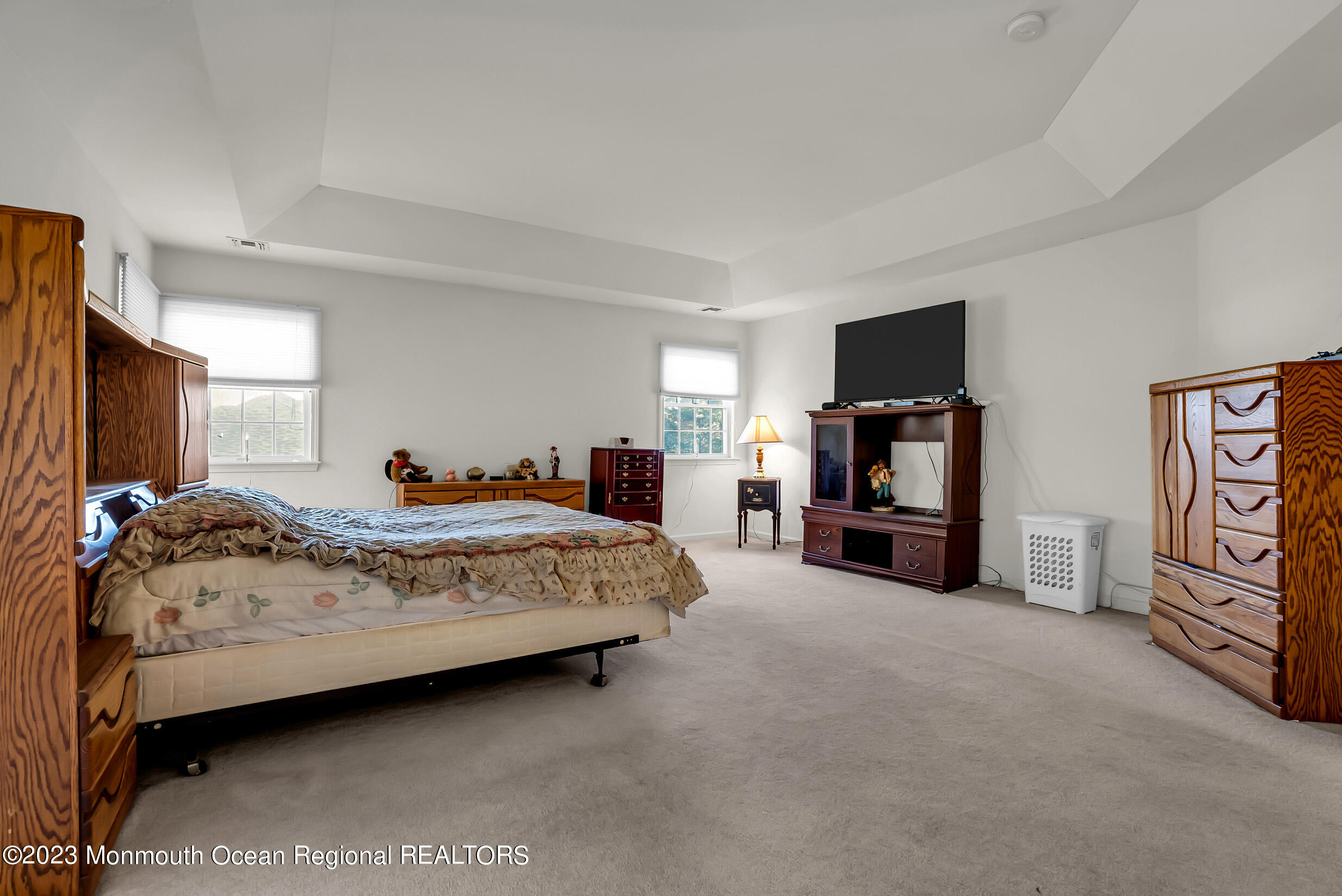 16 Lakeside Drive Jackson NJ 08527
