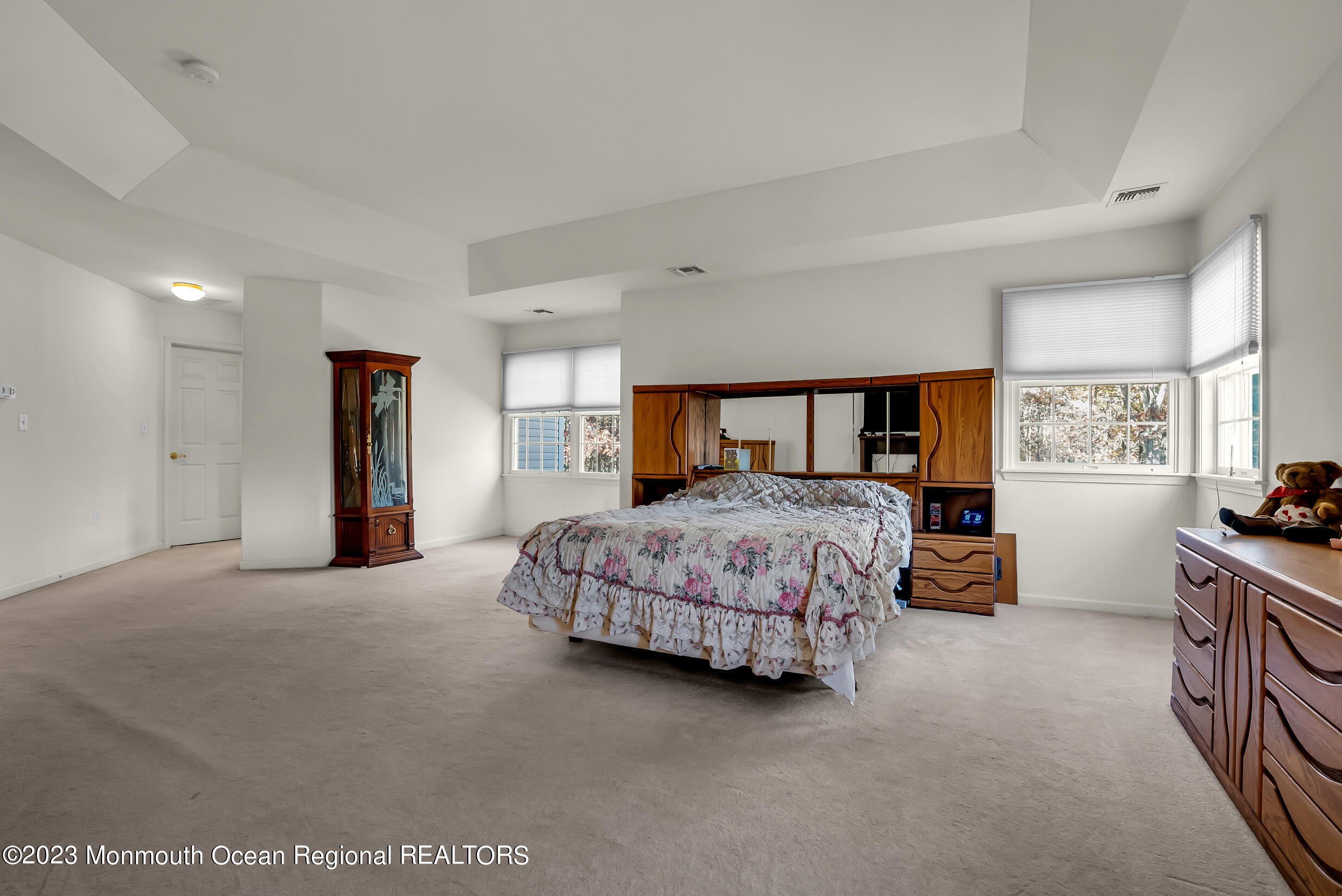 16 Lakeside Drive Jackson NJ 08527