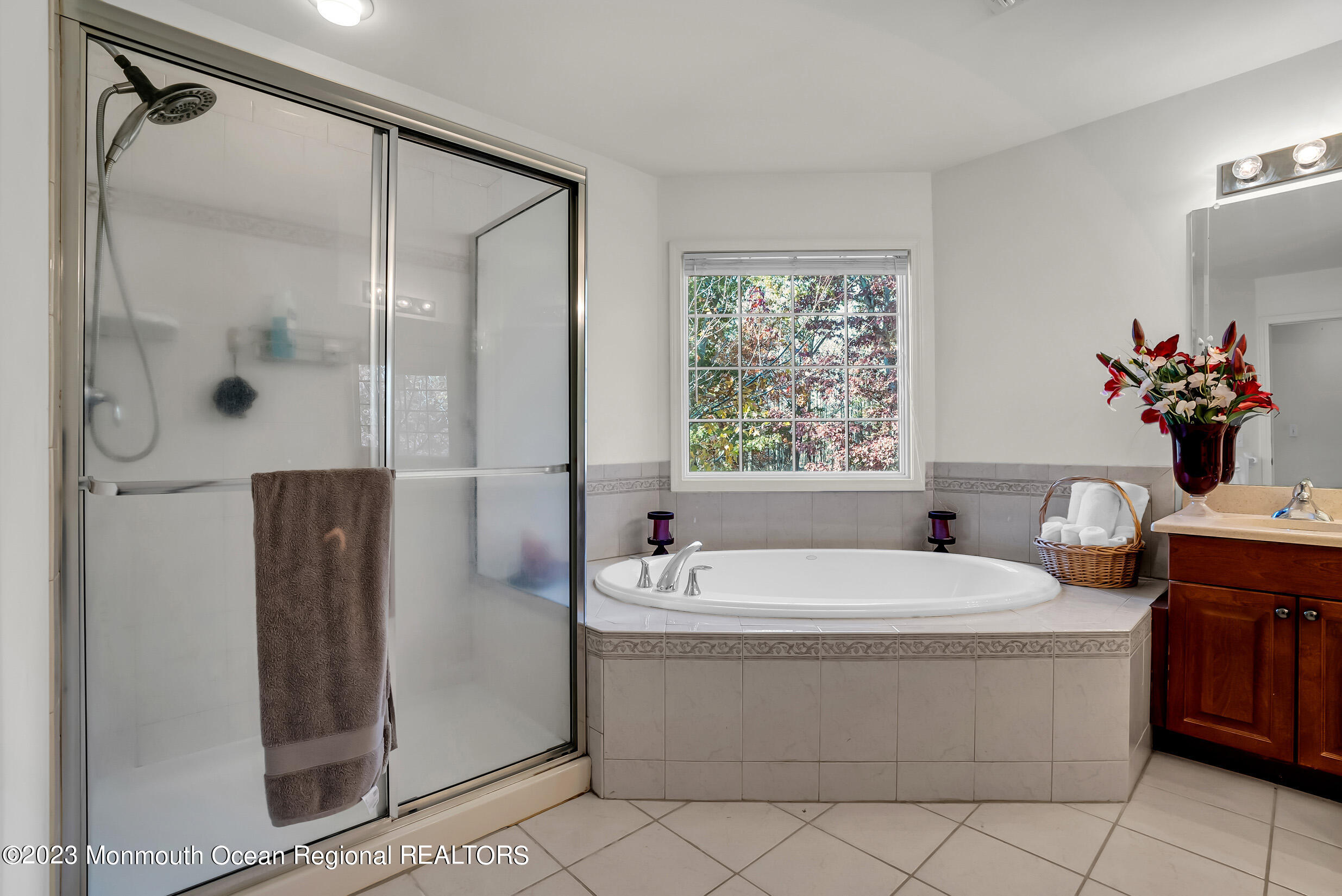 16 Lakeside Drive Jackson NJ 08527