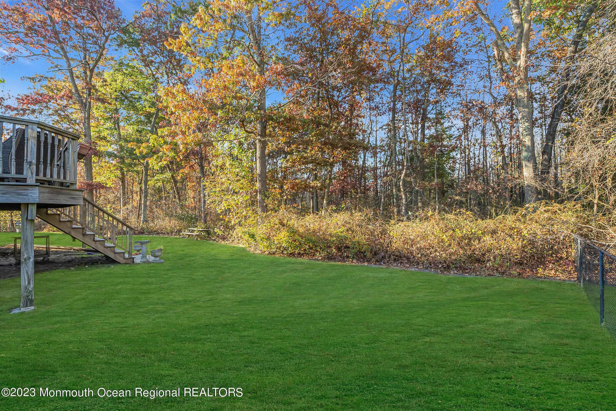 16 Lakeside Drive Jackson NJ 08527
