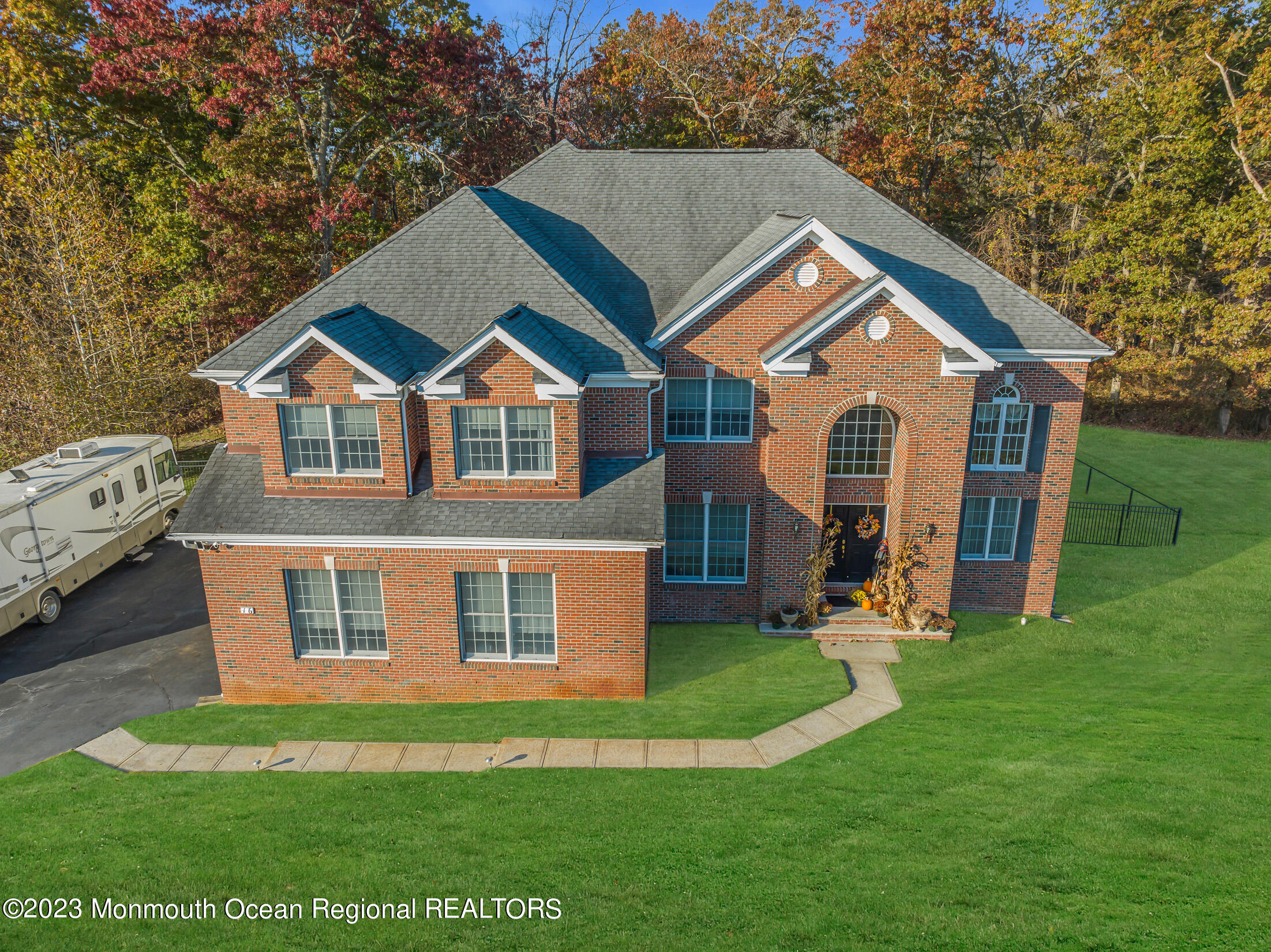 16 Lakeside Drive Jackson NJ 08527