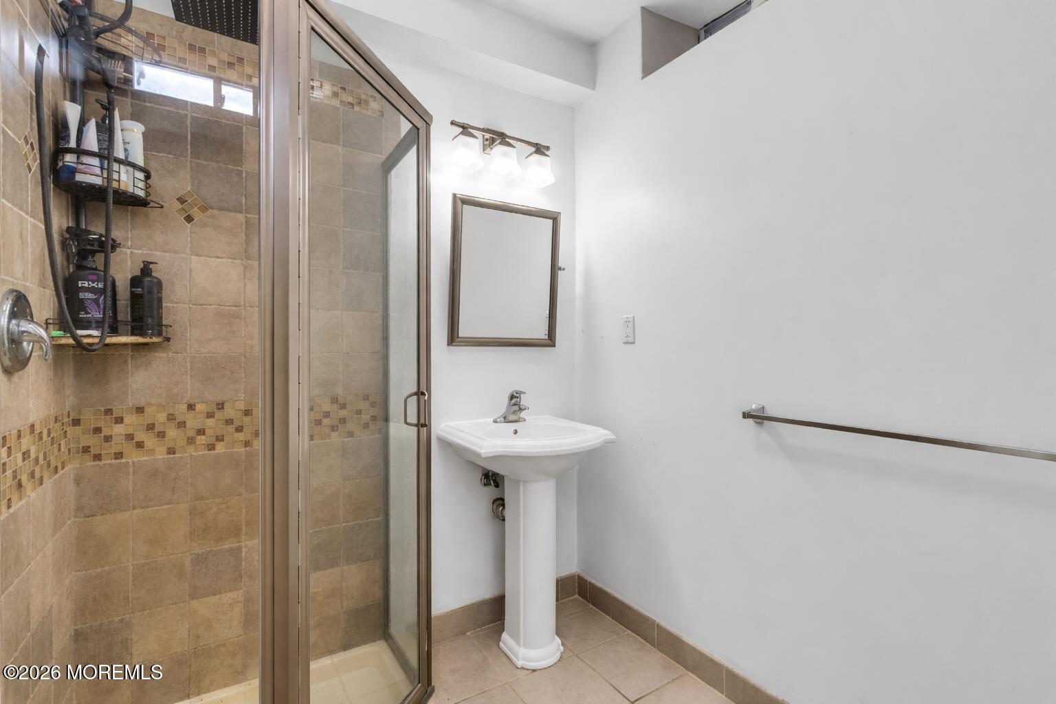 8 Cabin Brook Crescent Crest Manchester NJ 08759