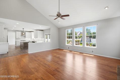 8 Cabin Brook Crescent Crest Manchester NJ 08759