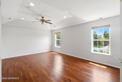 8 Cabin Brook Crescent Crest Manchester NJ 08759