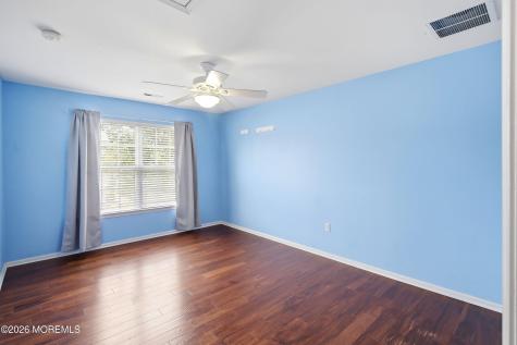 8 Cabin Brook Crescent Crest Manchester NJ 08759