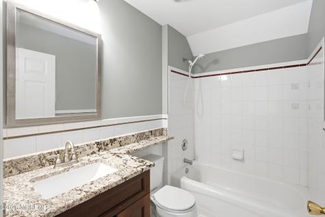 8 Cabin Brook Crescent Crest Manchester NJ 08759