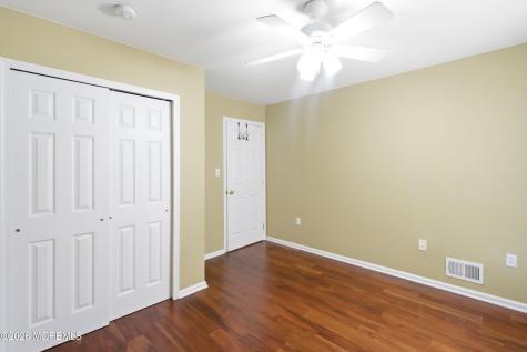 8 Cabin Brook Crescent Crest Manchester NJ 08759