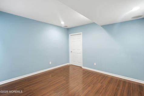 8 Cabin Brook Crescent Crest Manchester NJ 08759