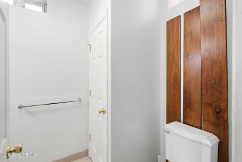 8 Cabin Brook Crescent Crest Manchester NJ 08759