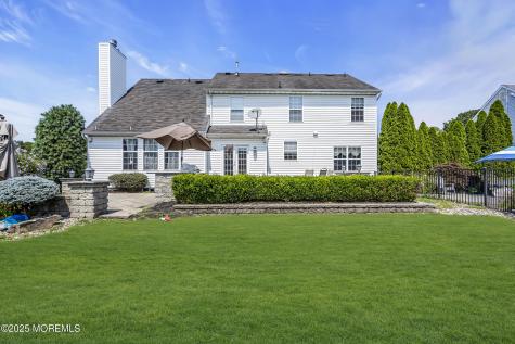 8 Cabin Brook Crescent Crest Manchester NJ 08759