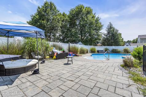 8 Cabin Brook Crescent Crest Manchester NJ 08759