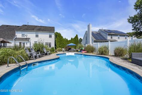 8 Cabin Brook Crescent Crest Manchester NJ 08759