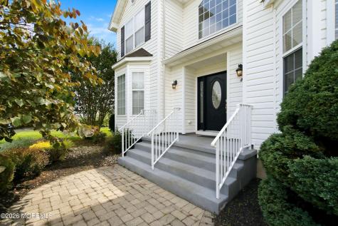 8 Cabin Brook Crescent Crest Manchester NJ 08759