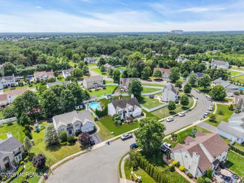 8 Cabin Brook Crescent Crest Manchester NJ 08759