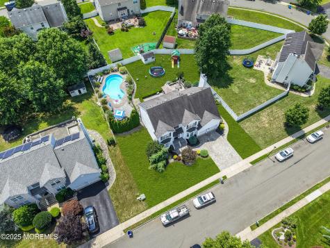 8 Cabin Brook Crescent Crest Manchester NJ 08759