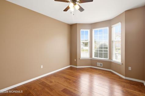 8 Cabin Brook Crescent Crest Manchester NJ 08759
