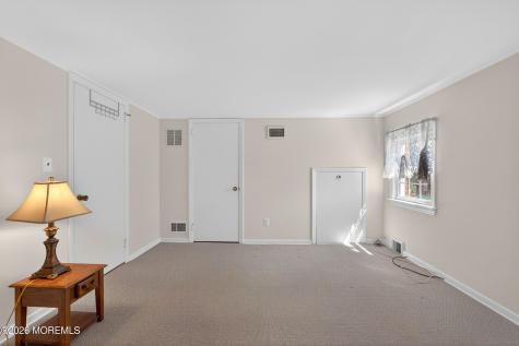 68 Davis Lane Red Bank NJ 07701