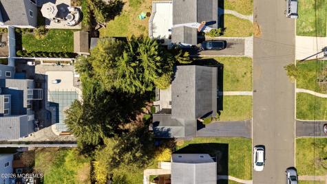 68 Davis Lane Red Bank NJ 07701