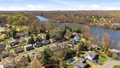 68 Davis Lane Red Bank NJ 07701