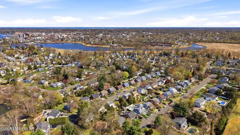 68 Davis Lane Red Bank NJ 07701