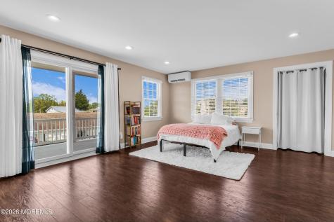 230 S Green Street Tuckerton NJ 08087