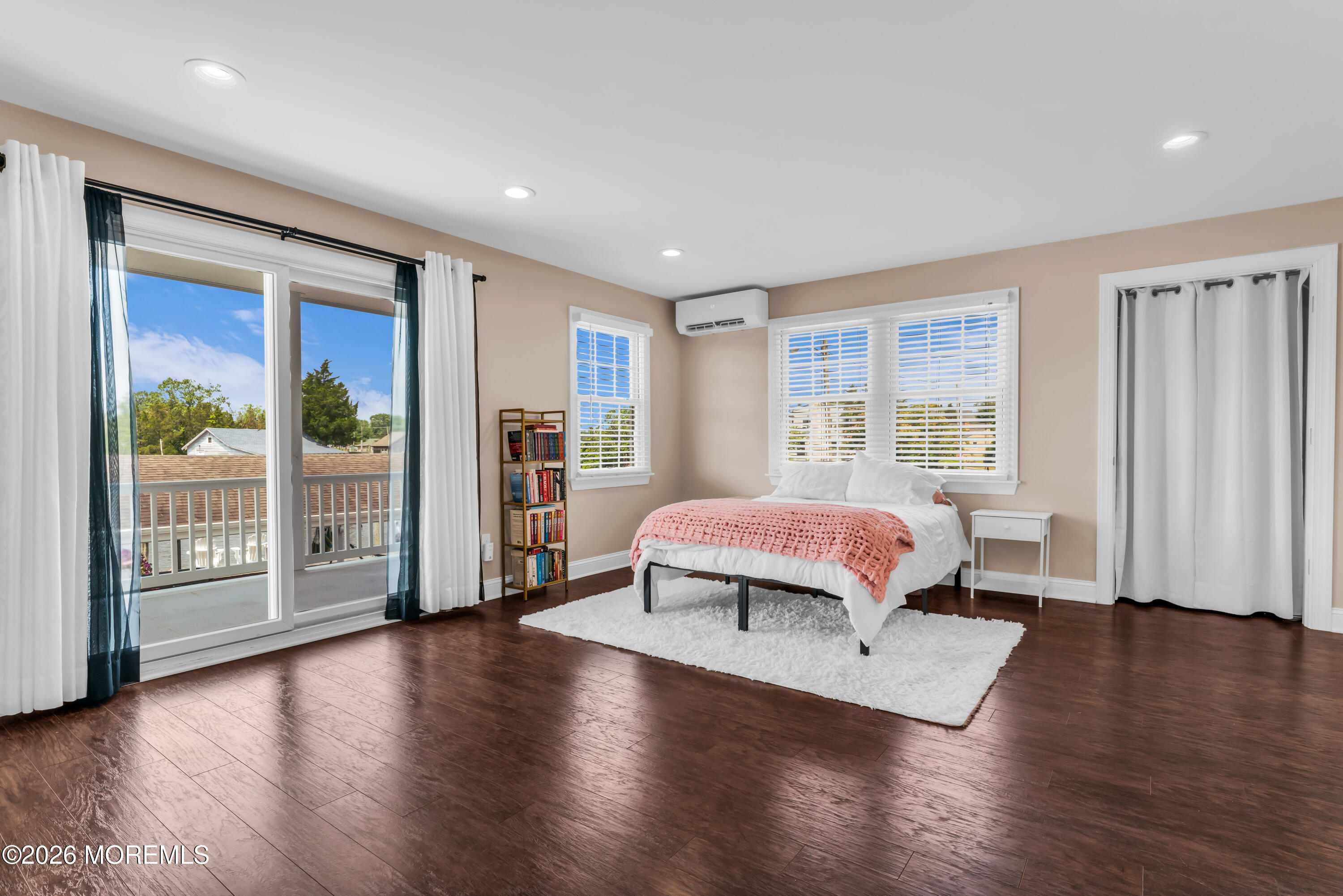 230 S Green Street Tuckerton NJ 08087