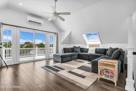230 S Green Street Tuckerton NJ 08087