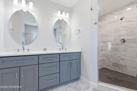 38 W Concourse Cliffwood Beach NJ 07735