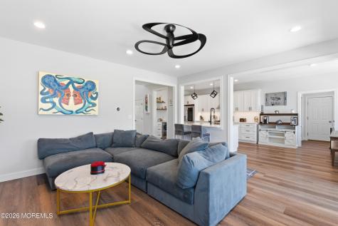 38 W Concourse Cliffwood Beach NJ 07735