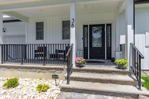 38 W Concourse Cliffwood Beach NJ 07735