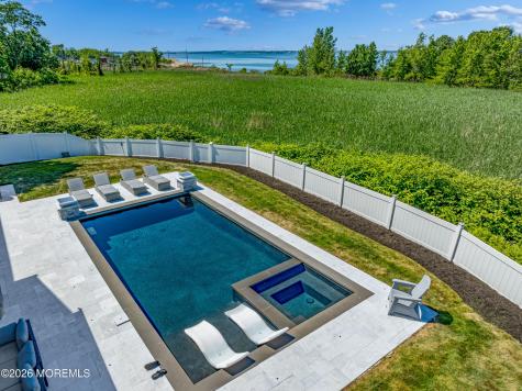 38 W Concourse Cliffwood Beach NJ 07735