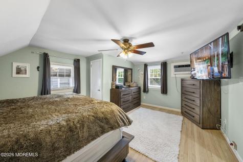 44 Bromley Place Bloomfield NJ 07003