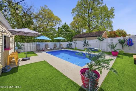 44 Bromley Place Bloomfield NJ 07003